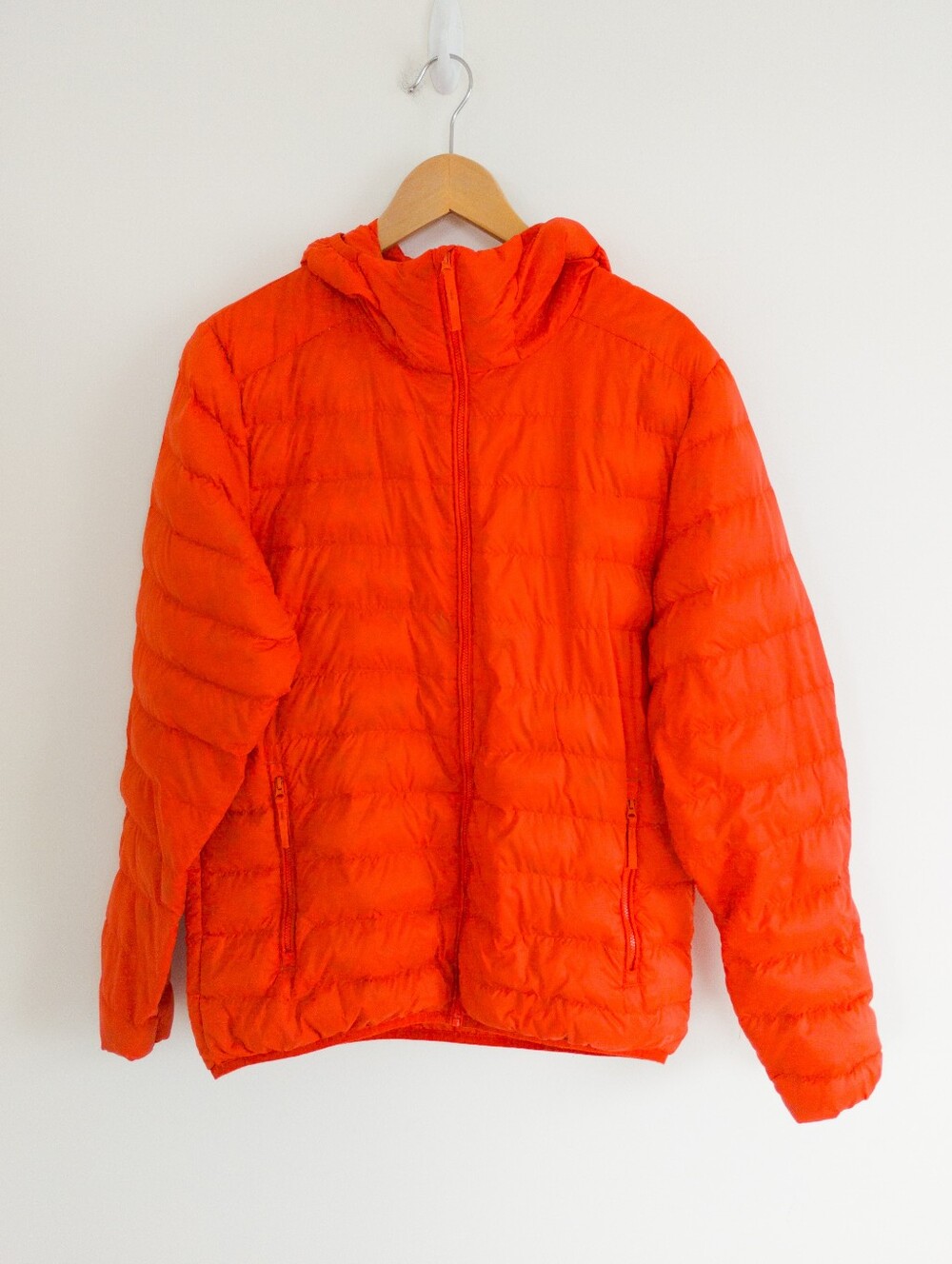i.FiV5 Simons Orange RE:DOWN 700 Fill Packable Hooded Puffer Jacket Medium